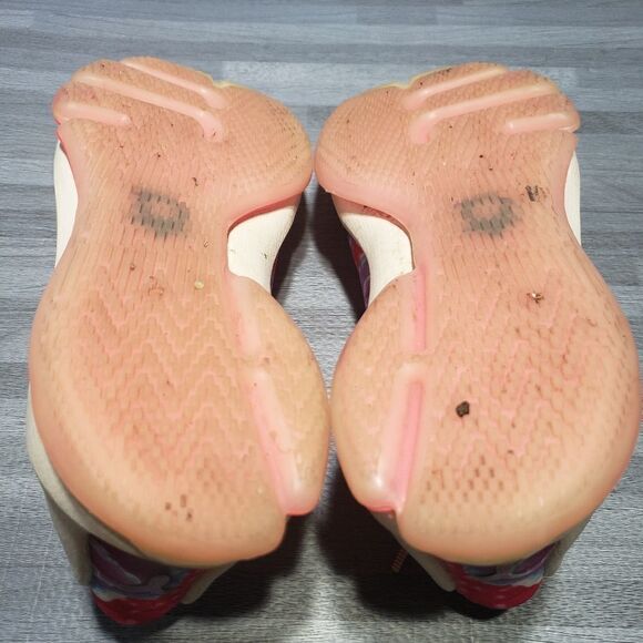 Nike Kevin Durant 8 Premium Athletic Sneakers - Picture 7 of 7